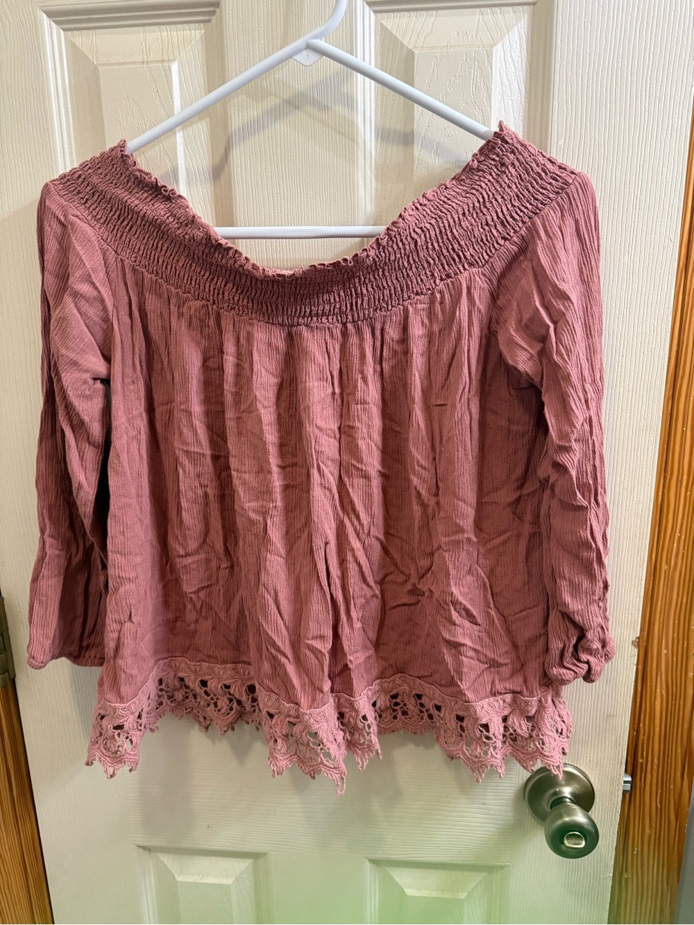 Rue21 Dusty Mauve Off-Shoulder Crochet Hem Tunic